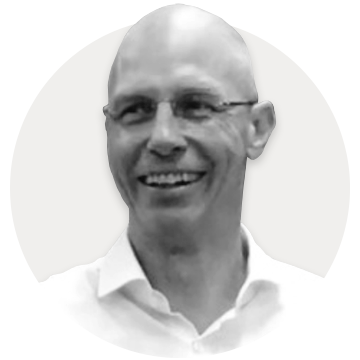 Head shot of Hugo Breda