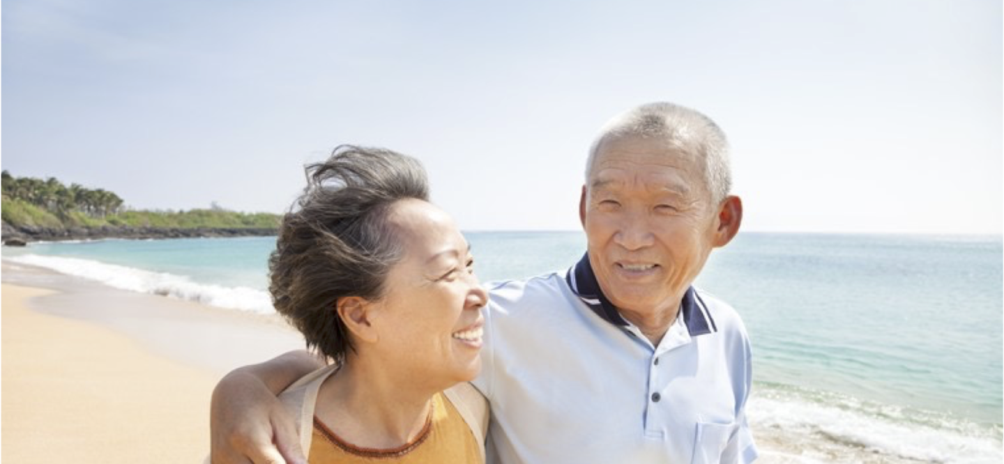 健康寿命延伸の取り組みによって健康寿命が延びて生活の質が上がった人のイメージ